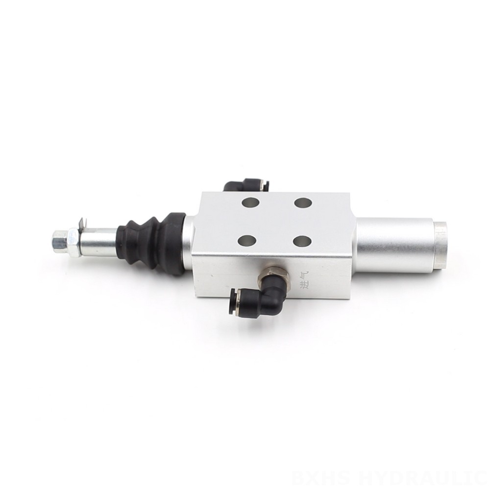 Hydraulic Valve Tractor 1 Spool Pneumatic Directional Valve | Reliable & Efficient Operation image